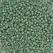 Miyuki rocailles kralen 15/0 - Opaque glazed frosted rainbow shamrock green 15-4700
